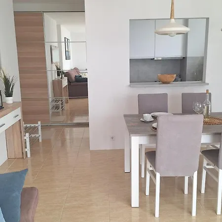 Апартаменты 3 Islands View *